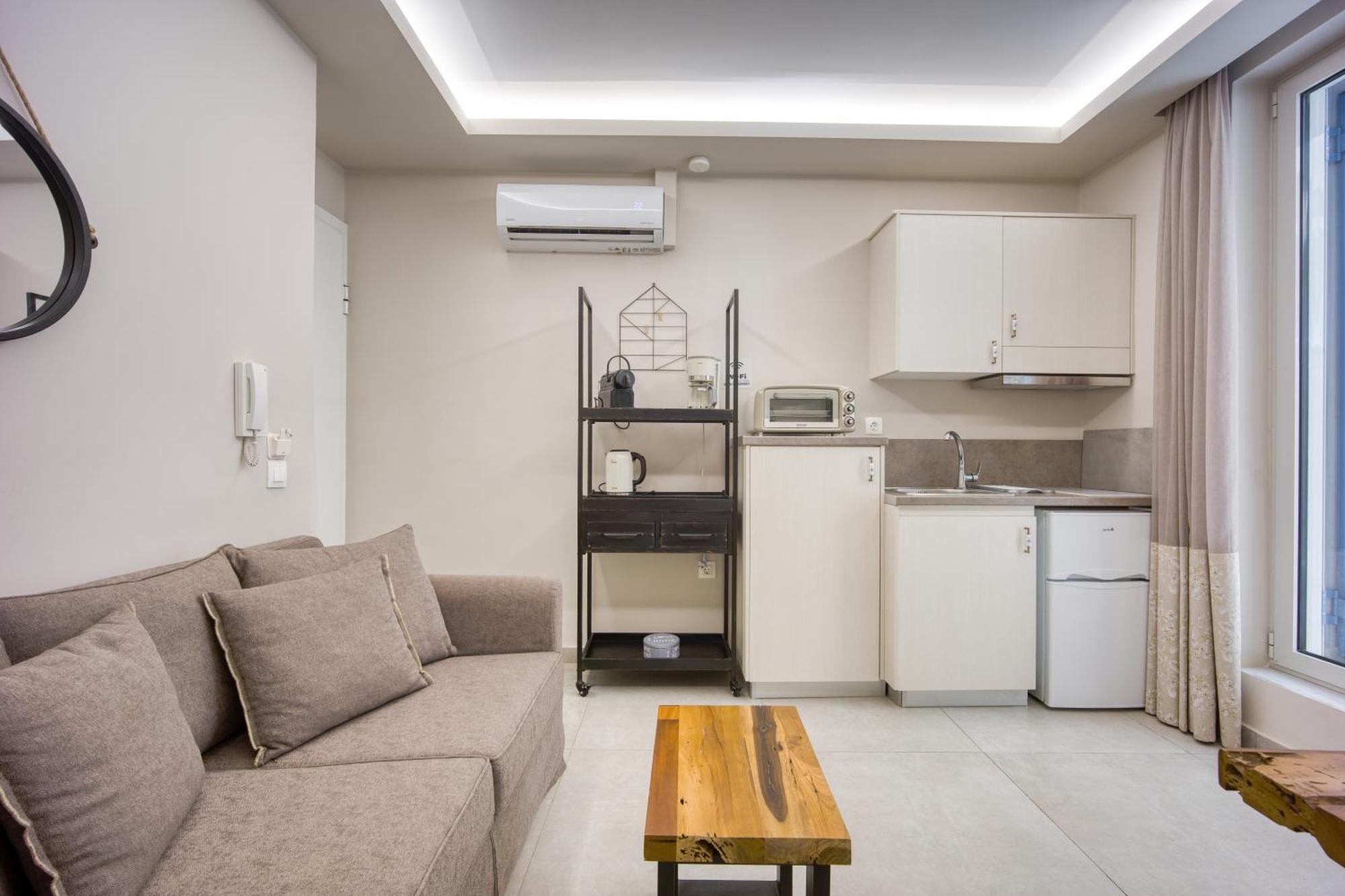 Pagrati/hilton Area, Bentzi * Athens