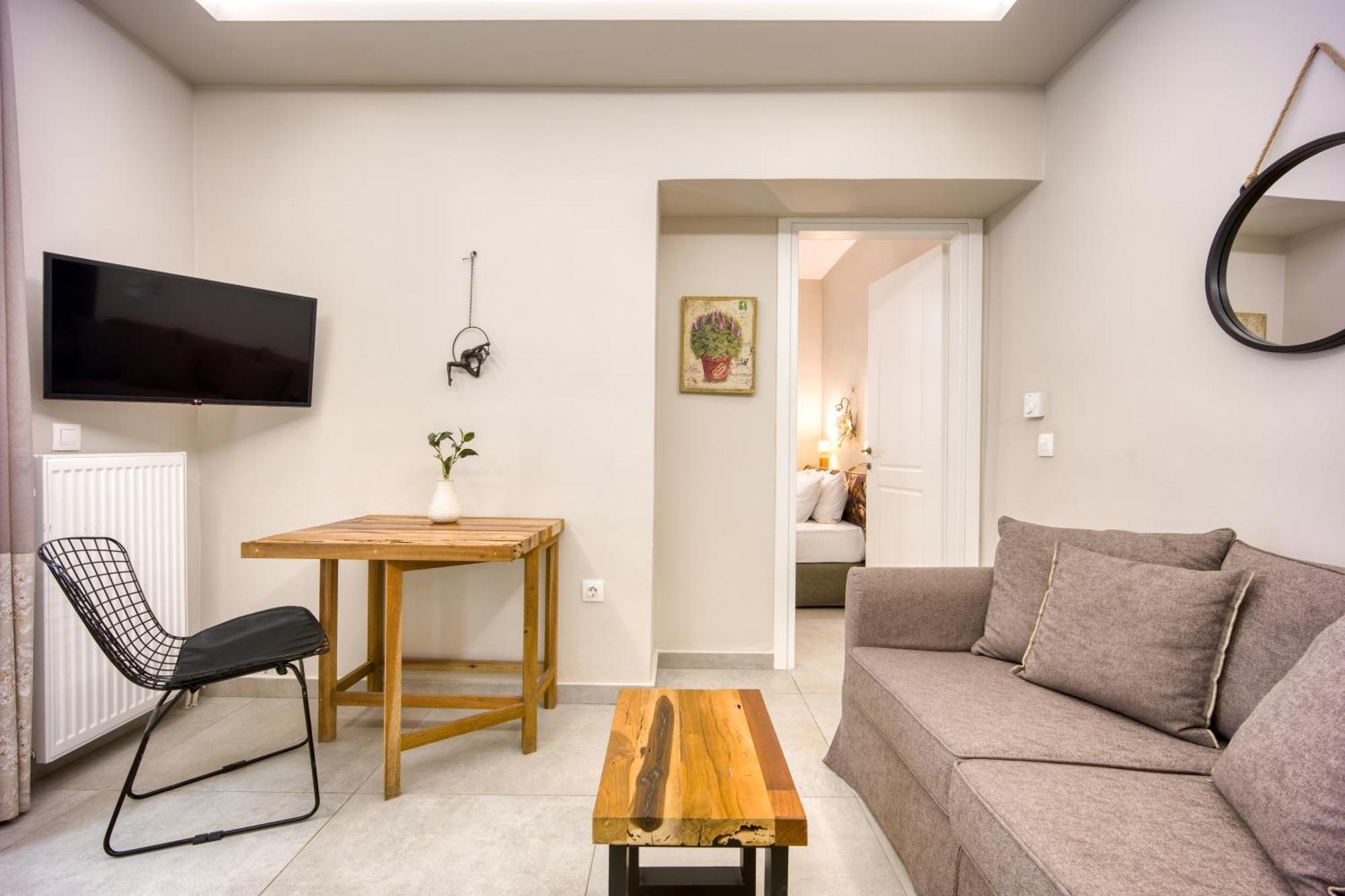 Pagrati/hilton Area, Bentzi Apartment